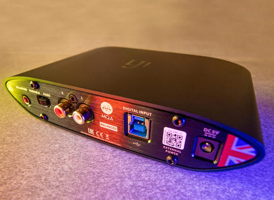 iFi Audio ZEN DAC Signature - cecha 2